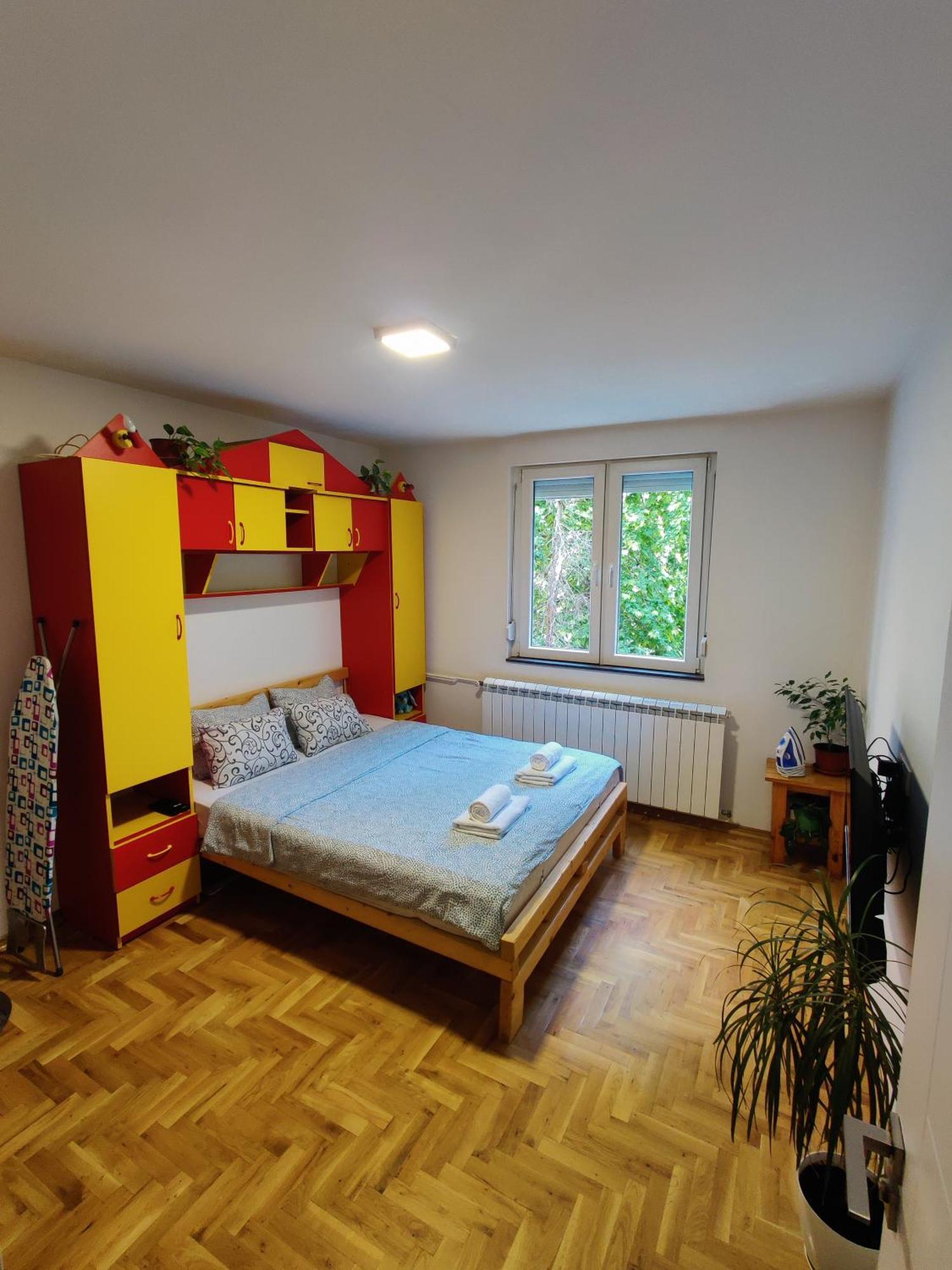 Ana Apartment Novi Sad Eksteriør billede