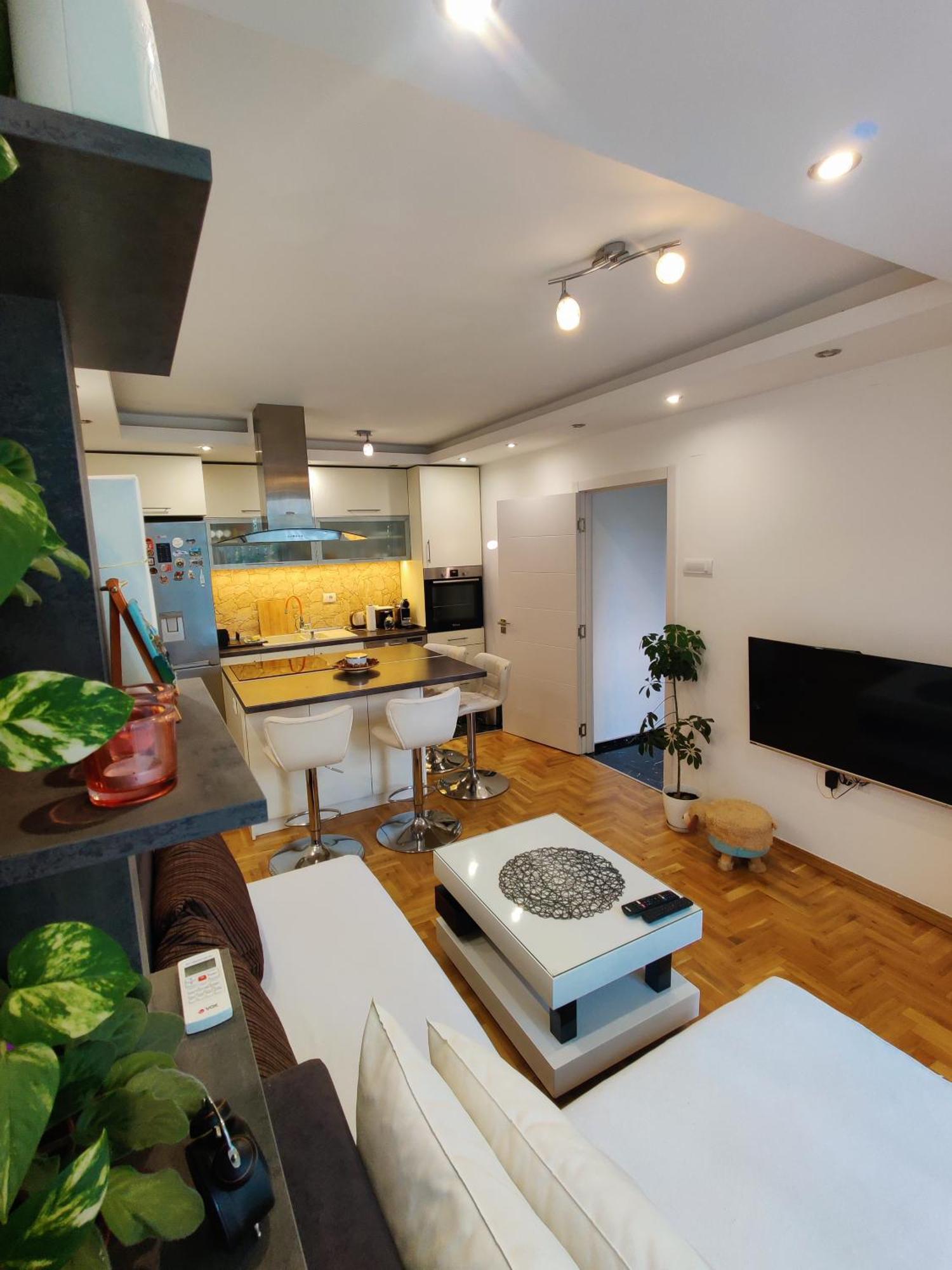 Ana Apartment Novi Sad Eksteriør billede